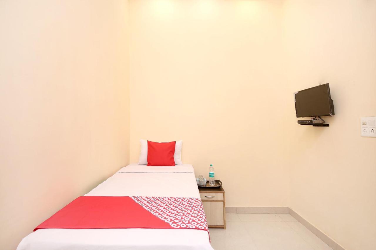 Oyo Flagship Armaan Resort Shāhpur Exterior foto